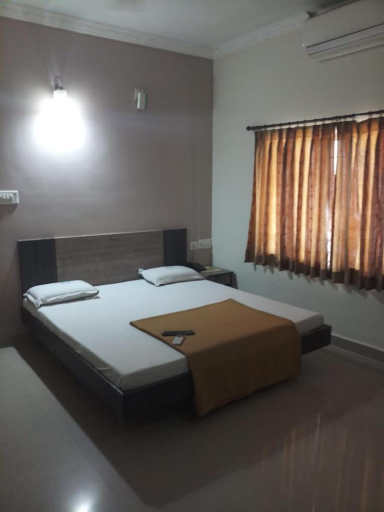 Chennai Guest House Экстерьер фото